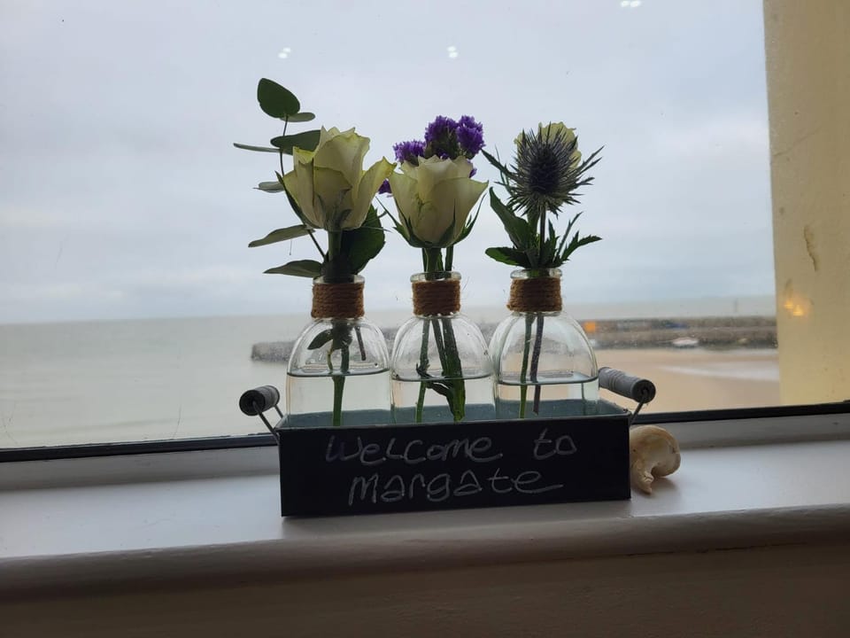 Imperial House "Serviced Apartments" Apartment in Margate
