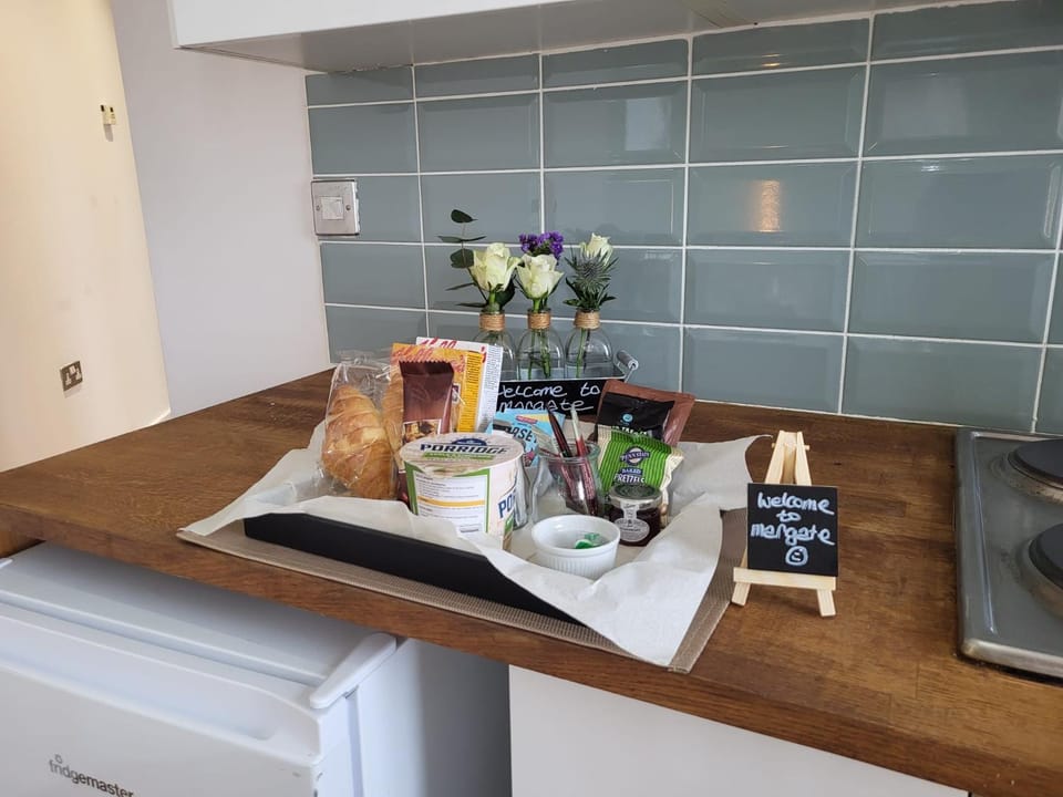 Imperial House "Serviced Apartments" Apartment in Margate