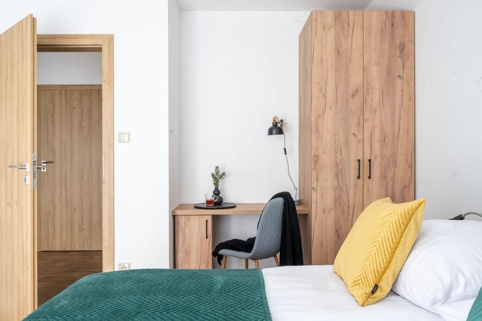 Bed, Bedroom, hair dresser, wardrobe