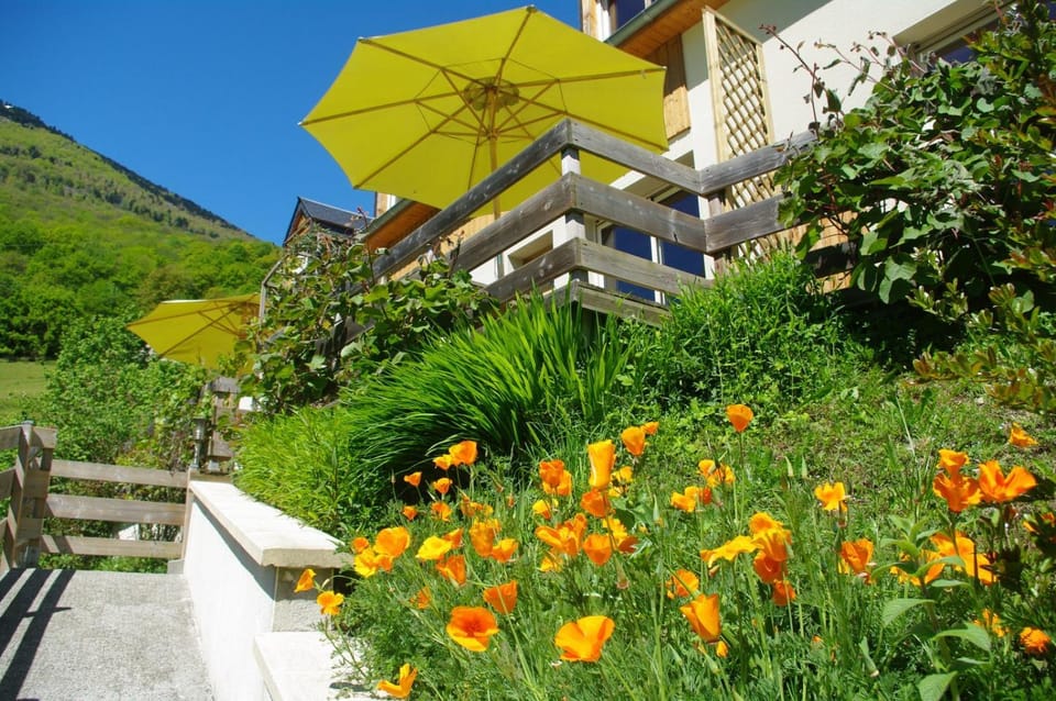 Property building, Natural landscape, Garden view, Mountain view, acessibility