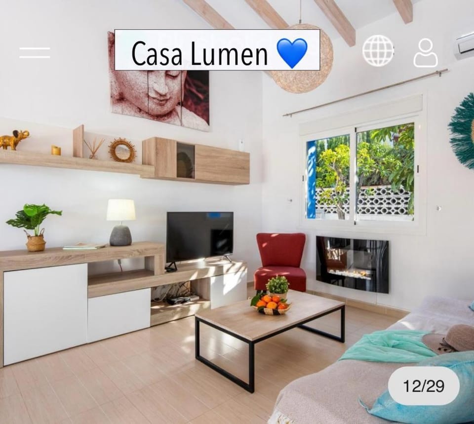 Communal lounge/ TV room