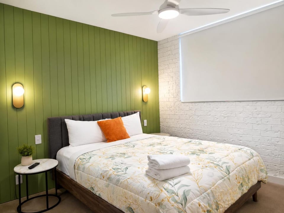 Dunes Apartment Unit 8- GROUND FLOOR WITH POOL VIEW Apartment in Coffs Harbour