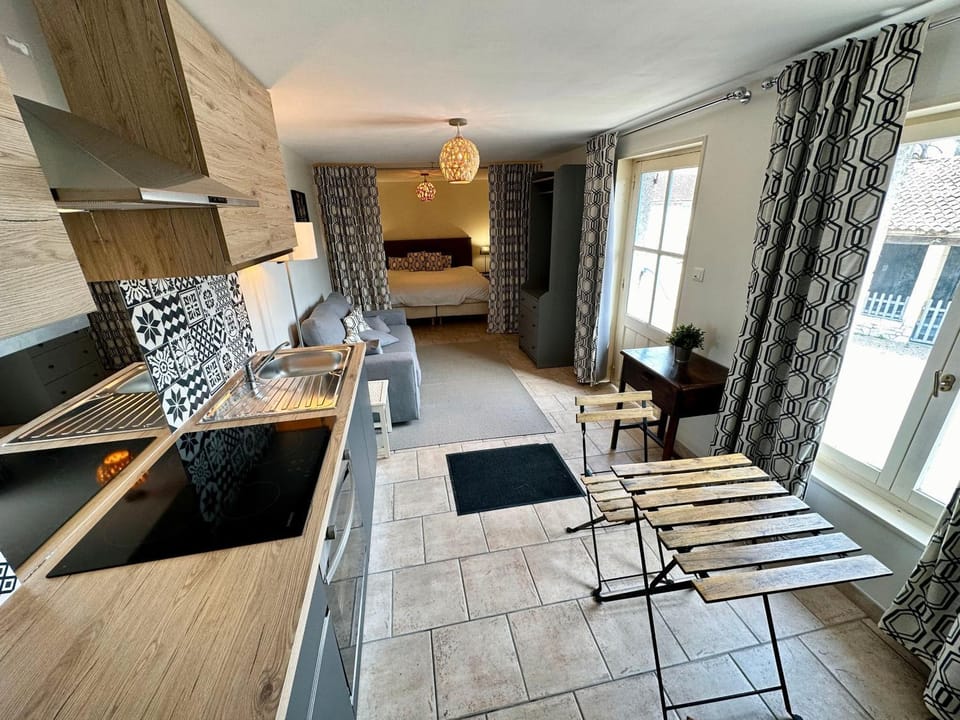 Gîte le Nid du Château de Panisseau Country House in Nouvelle-Aquitaine