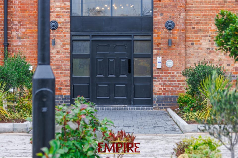 Property building, Facade/entrance, Day, Text overlay