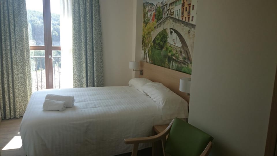 Day, Photo of the whole room