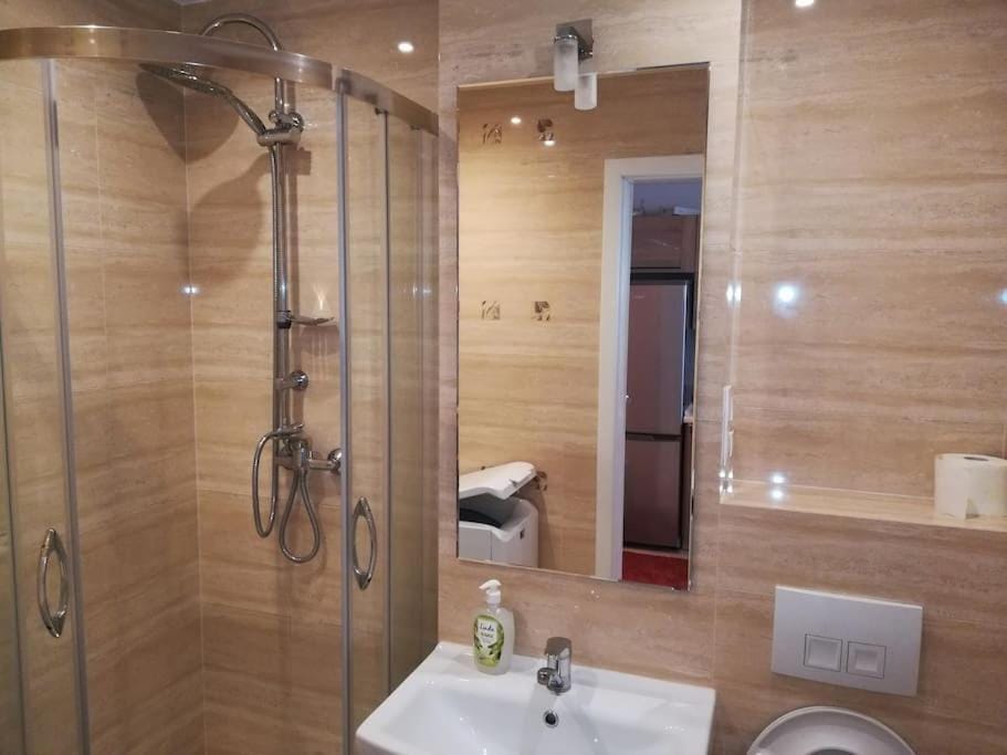 CityCenter ŚLISKA studio Apartment in Warsaw