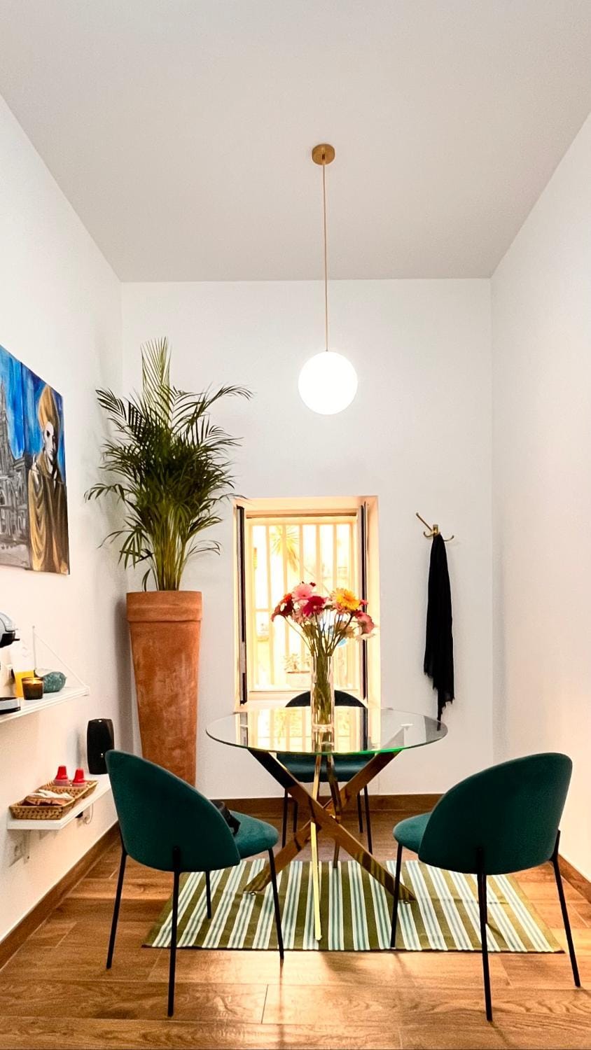 Living room, Seating area, Dining area, Internal: Not applicable to any particular room