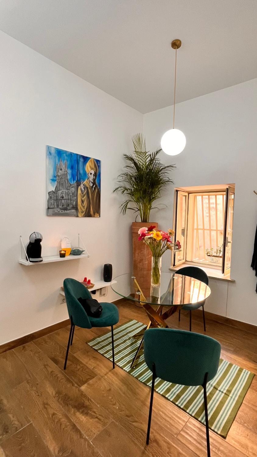 Living room, Seating area, Dining area, Internal: Not applicable to any particular room