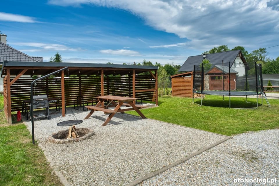 Natural landscape, BBQ facilities, Garden