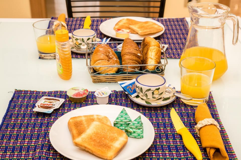 Restaurant/places to eat, Food and drinks, Food