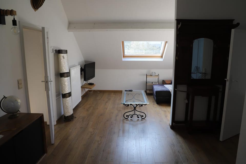 Pause-toit, Le gîte de Mozet. Apartment in Wallonia, Belgium