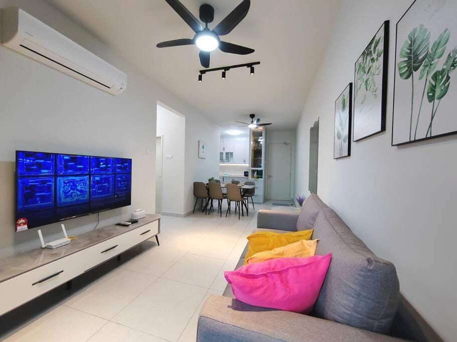 Maxim Majestic 3BR Connaught MRT Apartment in Federal Territory of Kuala Lumpur