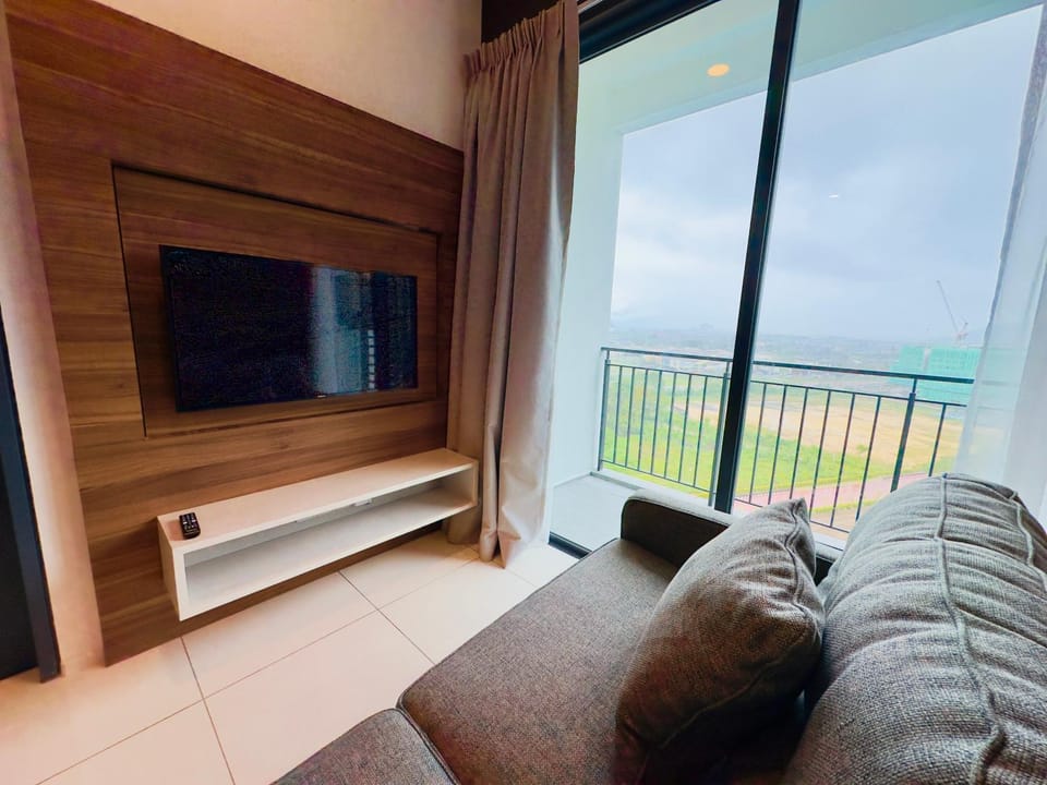 TV and multimedia, Seating area