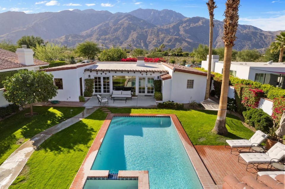 Paloma House in Palm Springs