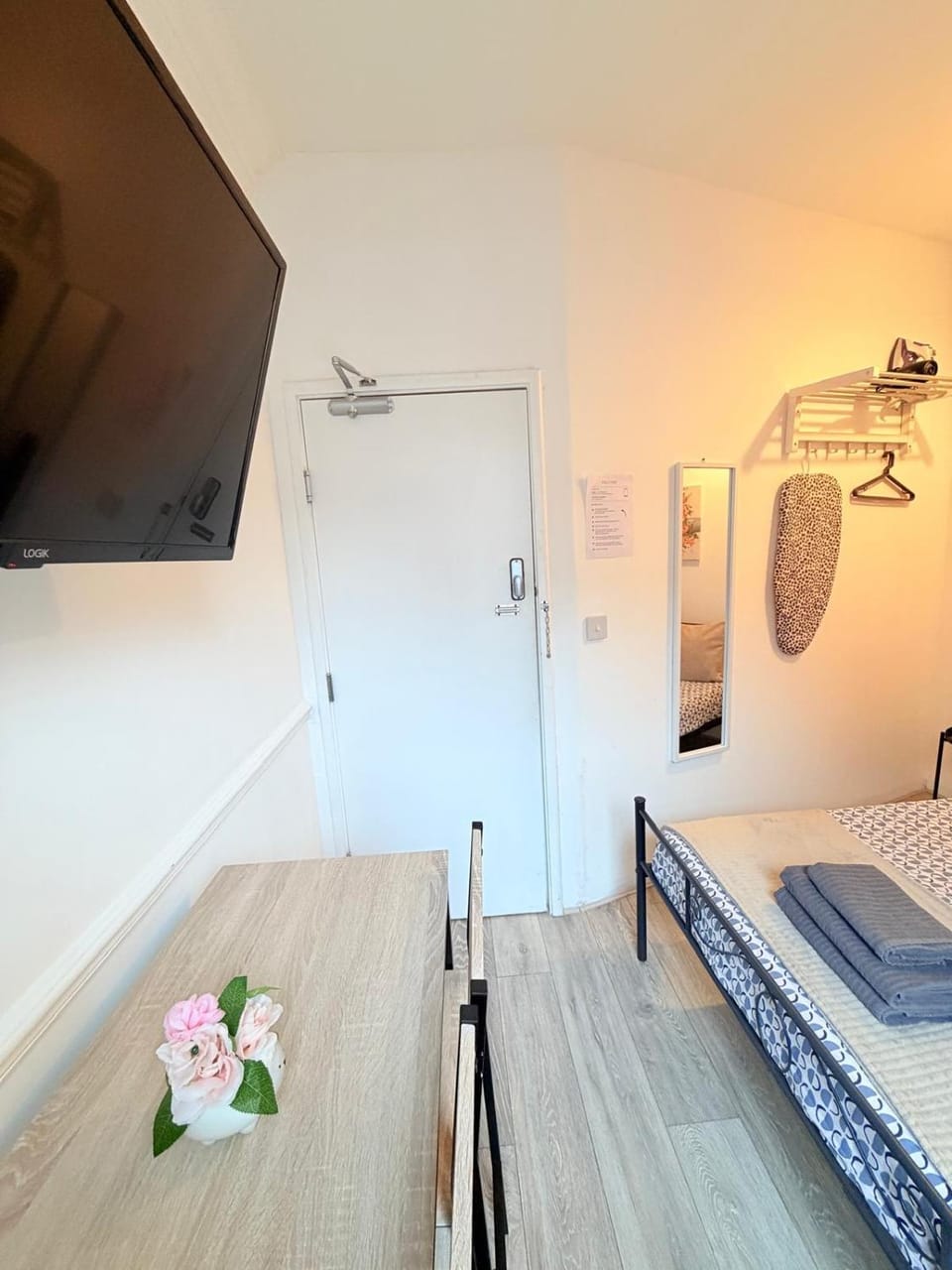 Wandsworth Guest Rooms 64 Vacation rental in London