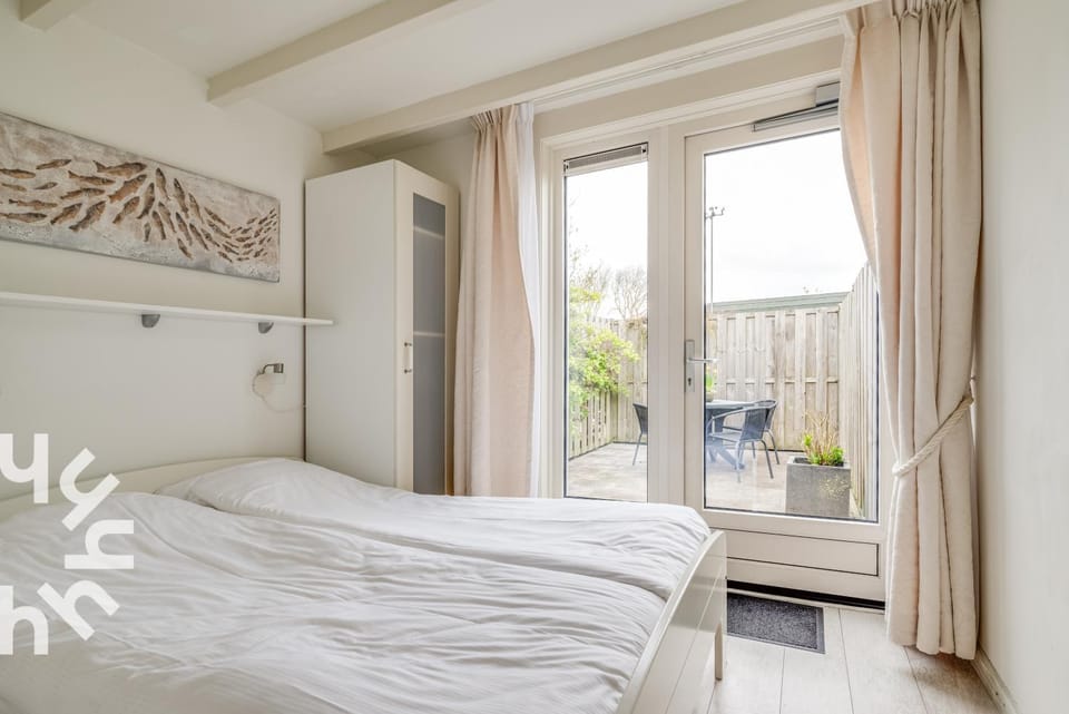 Bed, View (from property/room), Bedroom