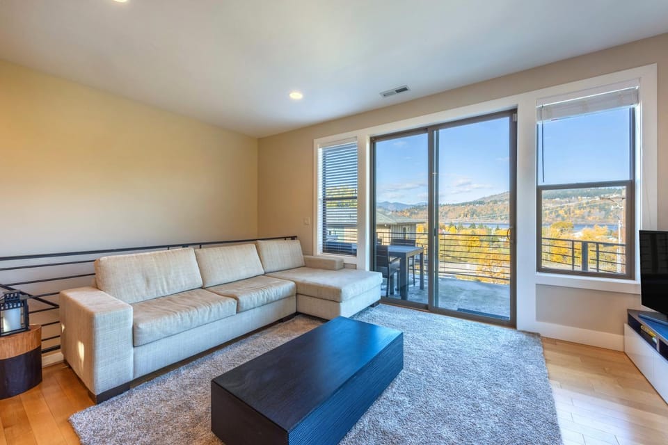 Bluff View home House in Hood River