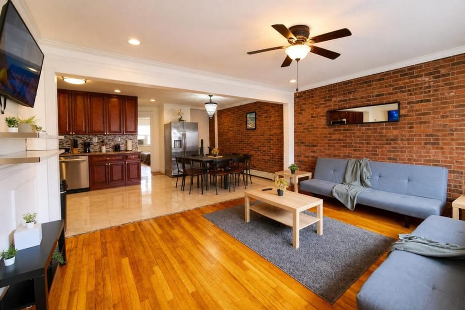 Tranquility & Stylish 3- Bedroom , minutes from NY Apartment in Jersey City