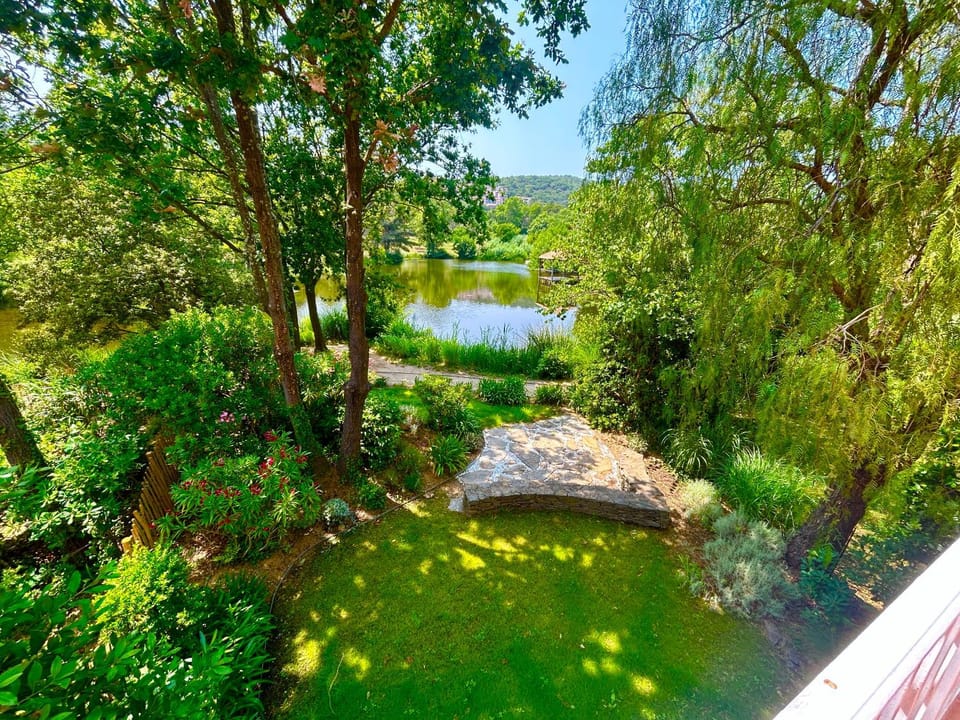 Les Restanques Maison 12 Lac Apartment in Grimaud