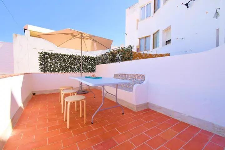 Day, Balcony/Terrace