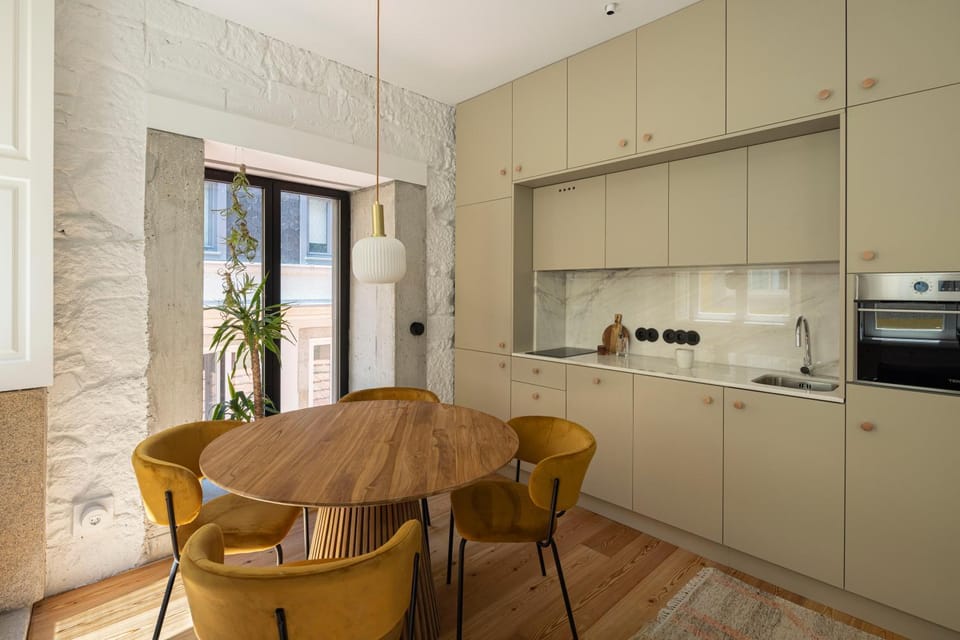 Elegant apartment in the historical center of Porto Apartment in Porto