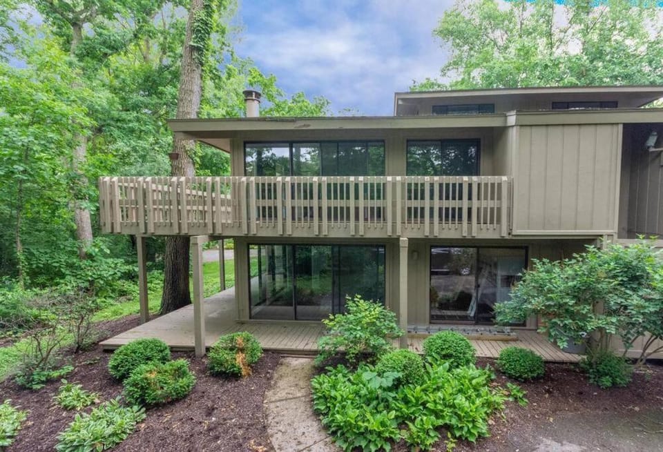 Abbey Springs 5 Star Resort House in Fontana-On-Geneva Lake