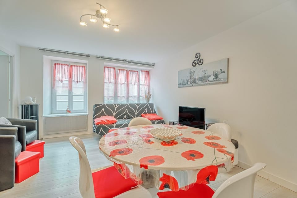 Property building, Living room