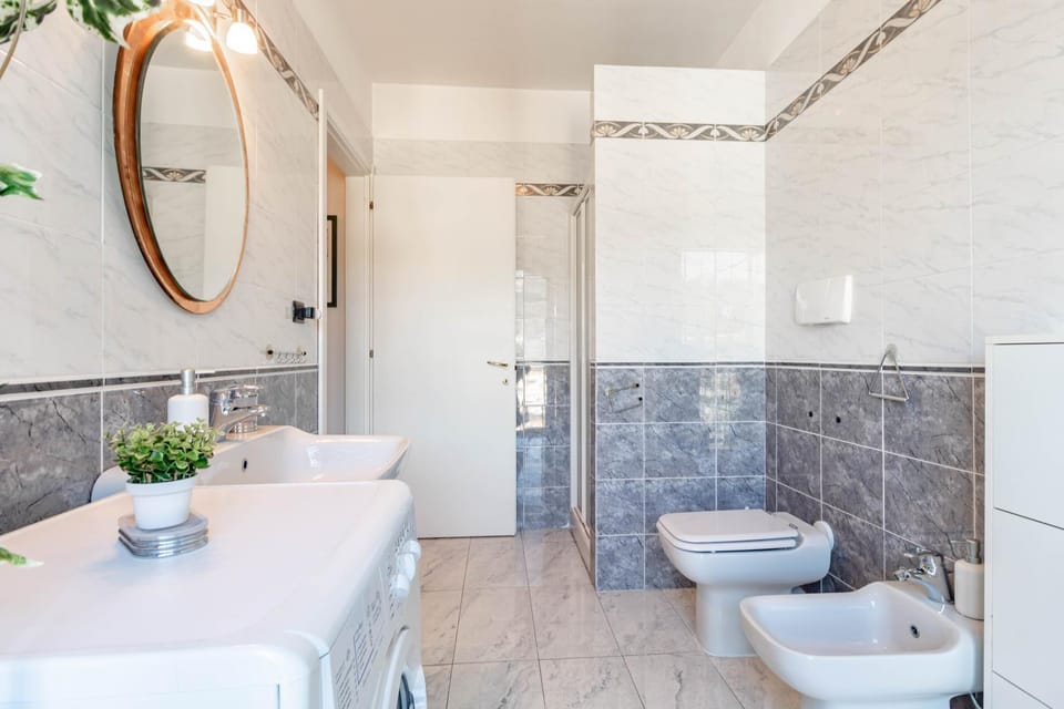 Shower, Toilet, Bathroom, bidet