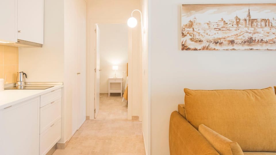 Kitchen or kitchenette, Living room, Seating area