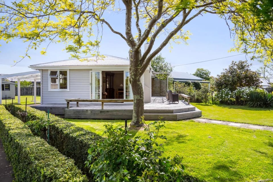 Property building, Garden