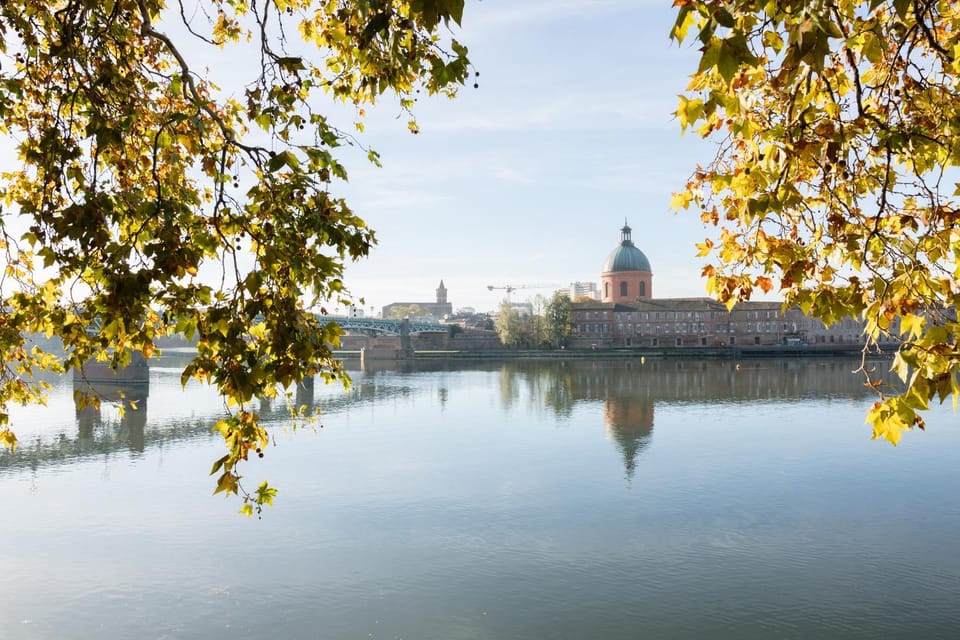 Nearby landmark, Day, Natural landscape, River view