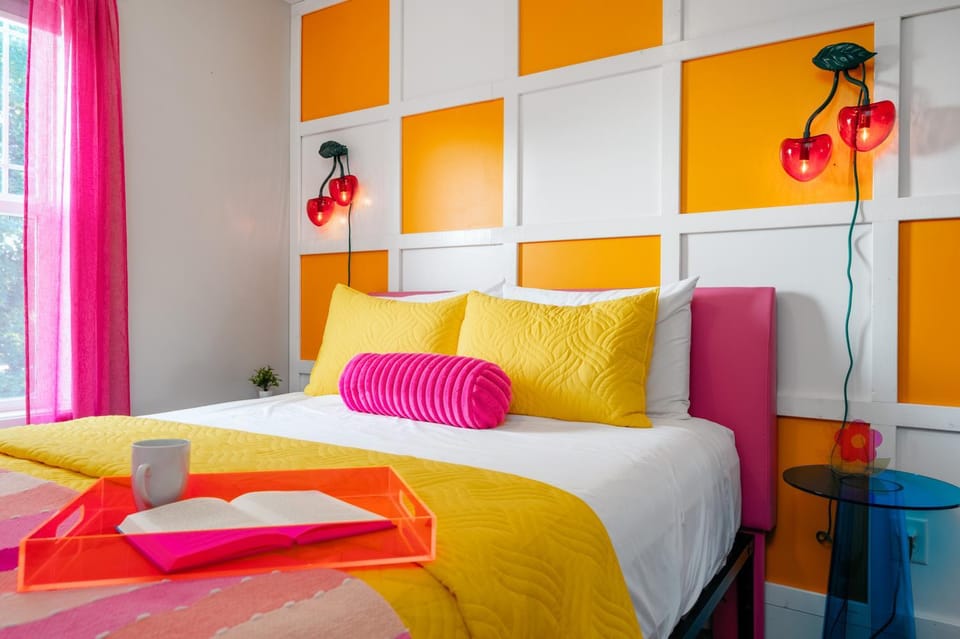 Bed, Bedroom