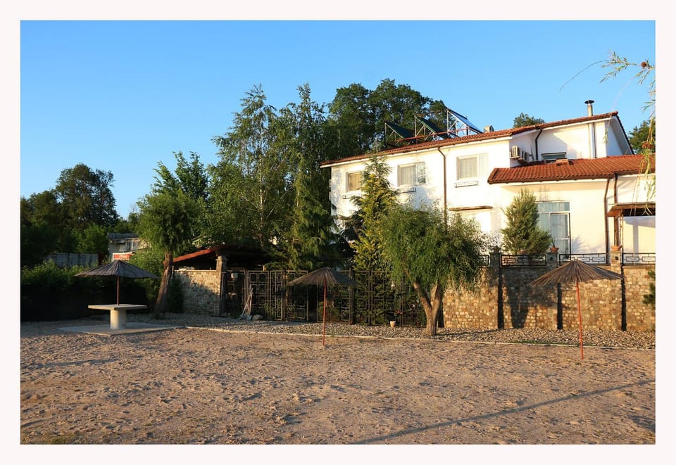 Property building, Beach