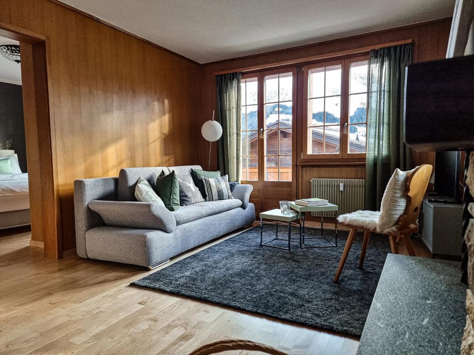 Living room, Seating area