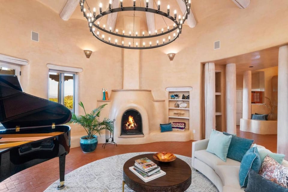Living room, Seating area, fireplace, fireplace