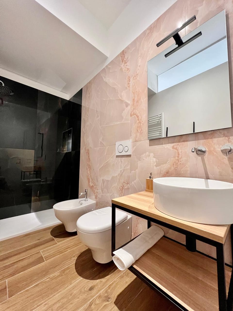 Shower, Toilet, Bathroom, Bath