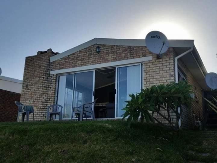Chintsa West Beach Cottage House in Eastern Cape