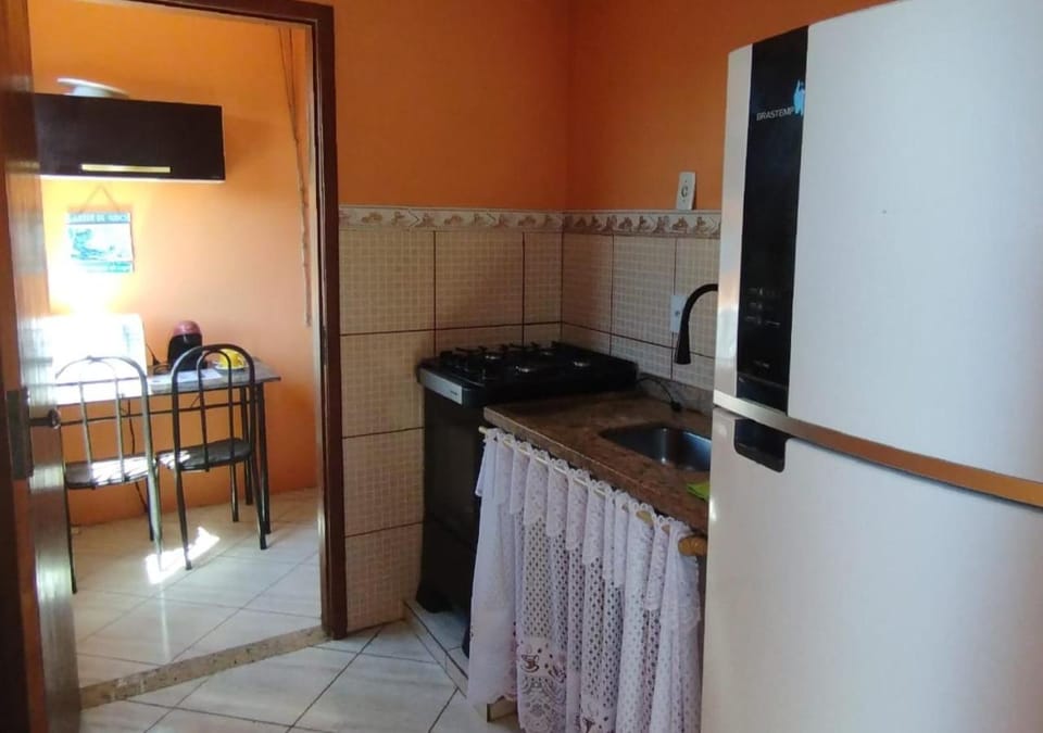 minibar, stove
