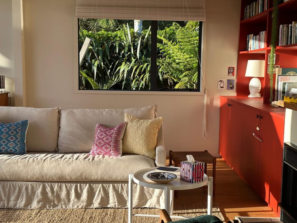 Library, Living room, Seating area