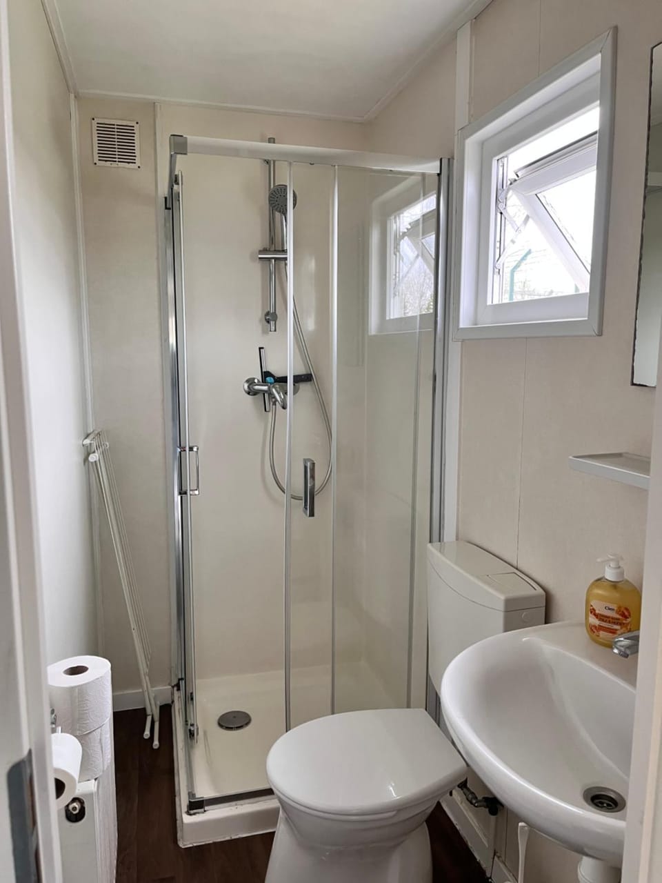 Chalet de Elina - comfortable chalet for a relaxing stay Chalet in Gelderland, Netherlands