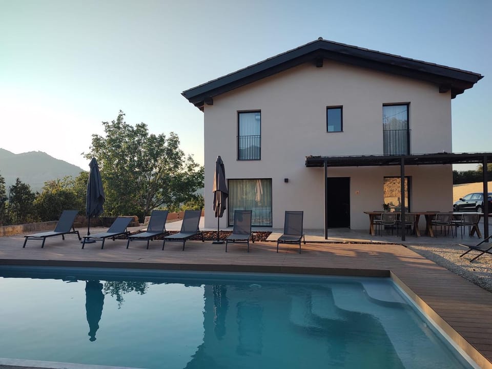 Masia Mateu de l'Agustí Chalet in Pallars Jussà