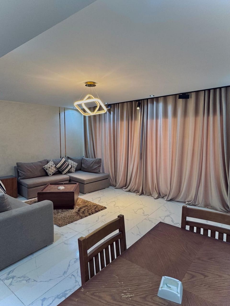 Living room, Photo of the whole room, Seating area