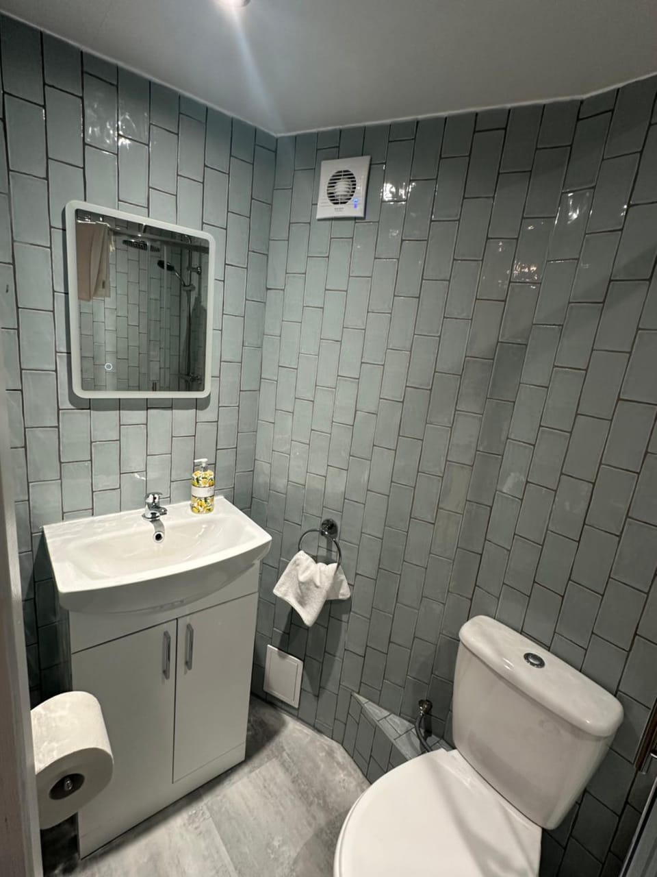 3 bedroom City Centre Apartment in Lauriston Place Apartment in Edinburgh