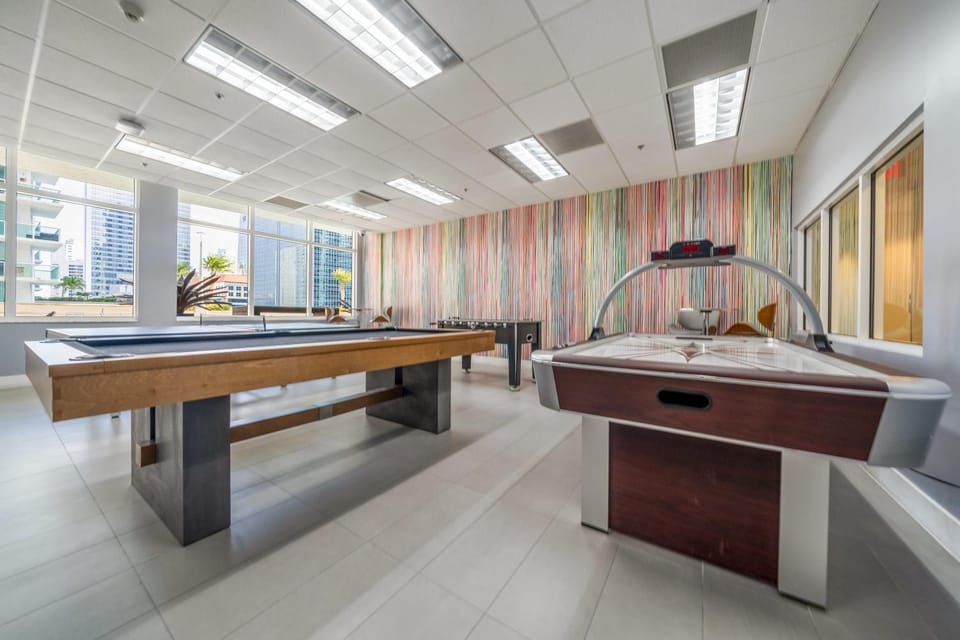 Cloud 9 - Amenities 24 7 Security & Location Apartment in Brickell