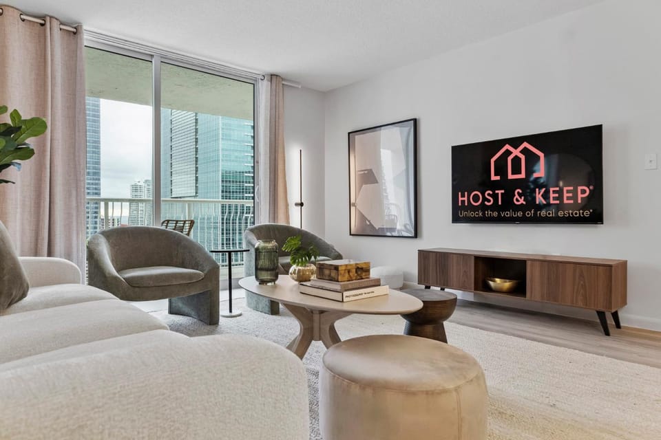 Cloud 9 - Amenities 24 7 Security & Location Apartment in Brickell