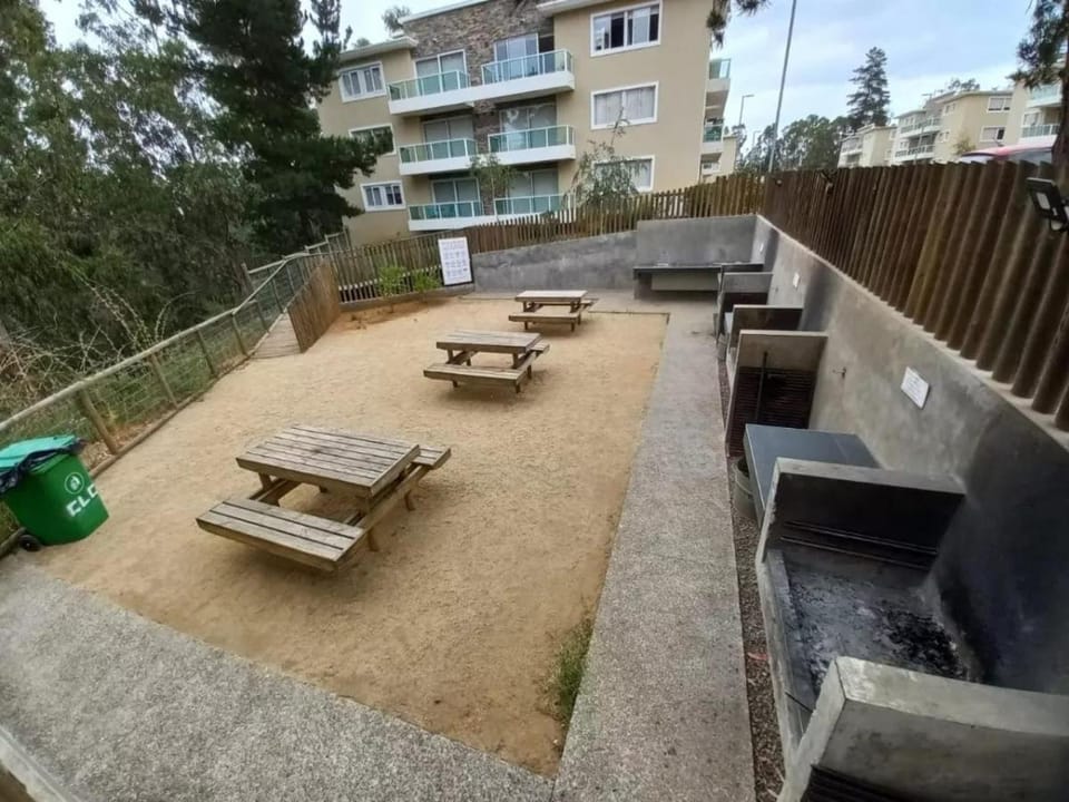 Quebrada de la Candelaria II Apartment in Santiago Metropolitan Region