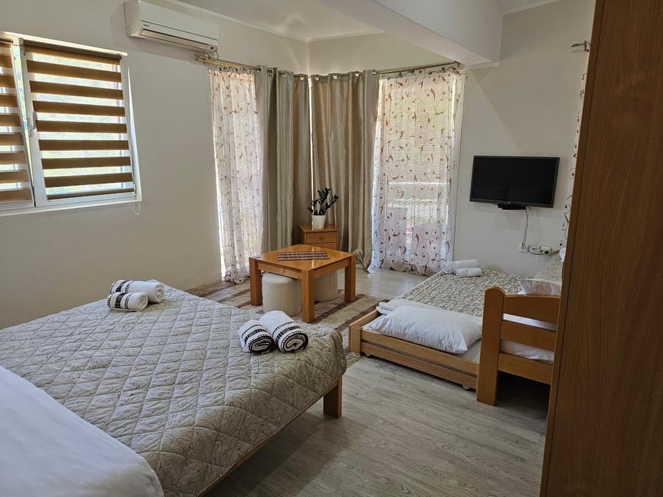 Guest House Konak Iris Bed and Breakfast in Serbia