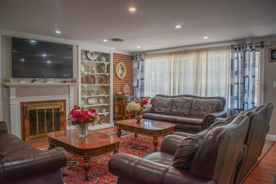 TV and multimedia, Living room, Seating area