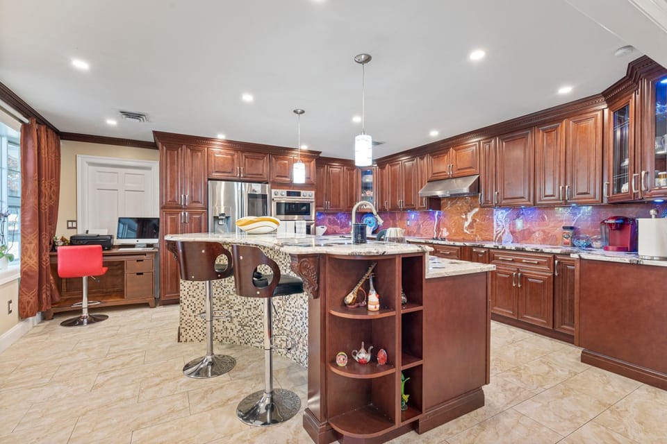 minibar, kitchen