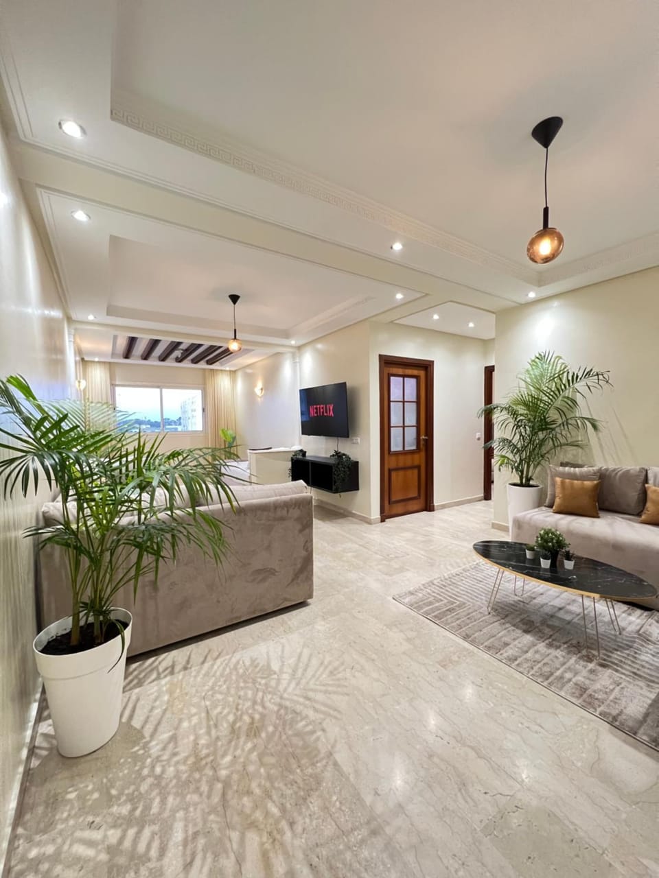 Communal lounge/ TV room, TV and multimedia, Living room, Seating area